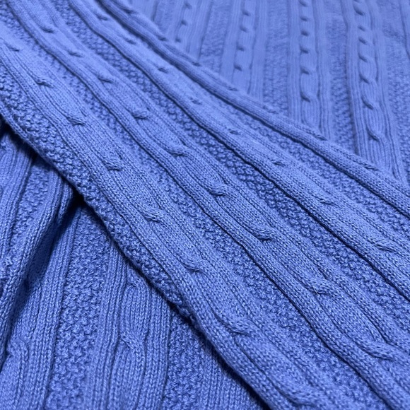 NWOT fits loose for a medium or a tight large - Picture 2 of 3